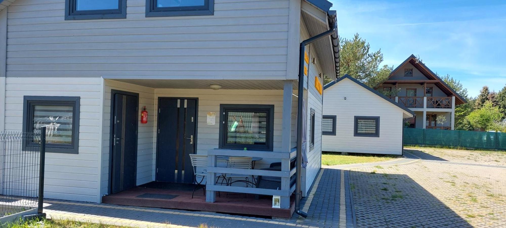 Bursztynowo Letniskowe Feriehus Ostrowo (Puck)